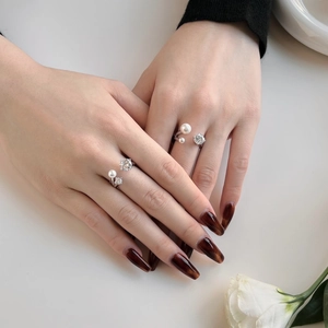 Set di anelli aperti in argento sterling S925 con perle e pietre di zircone scintillanti