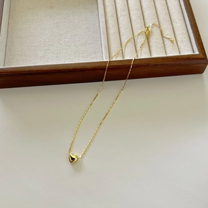 Elegant gold S925 sterling silver heart pendant necklace with polished mirror finish