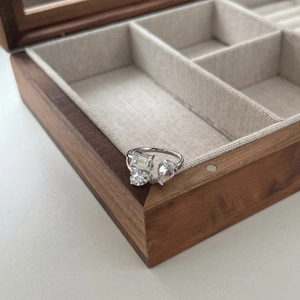 Bague ouverte en argent S925 avec zircons de taille émeraude, ronde et en forme de poire