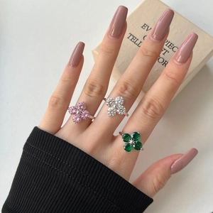 Bagues élégantes en argent S925 avec zircons en forme de trèfle rose, blanc et vert