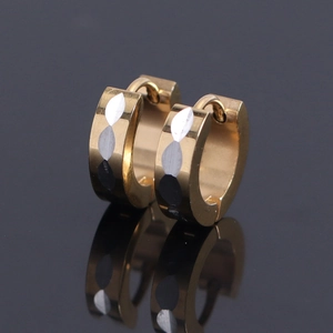 Two-tone 4mm gold stainless steel hoop earrings with silver leaf patterns for men