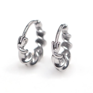 Minimalist twisted silver hoop earrings with vintage spiral texture and secure hinge