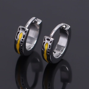 Boucle d'oreille créole en acier inoxydable aux motifs organiques jaunes et noirs
