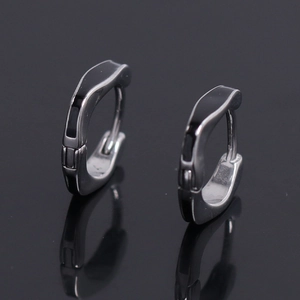 Unisex Stainless Steel Irregular Wave Hoop Earrings Black Enamel Drip Oil Minimalist Huggie Earrings For Men Women Punk Jewelry