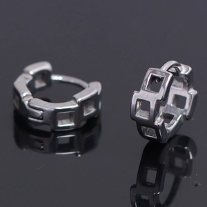 Minimalist Stainless Steel Geometric Hollow Square Hoop Earrings For Men Women Silver Tone Individual Fashion Jewelry Ear Buckle