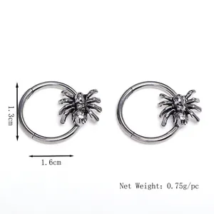 Creative stainless steel spider hoop earring featuring realistic 1.6cm animal sculpture