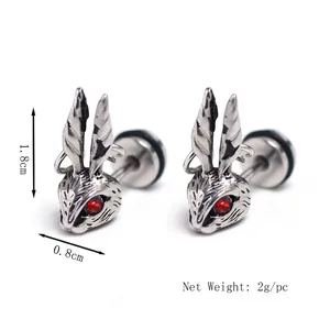 Boucles d'oreilles lapin rétro en acier avec yeux en cristal rouge, taille 1,8cm x 0,8cm