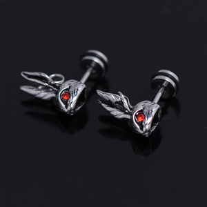 Boucles d'Oreilles Clous Tête de Lapin en Acier Inoxydable Gothique Avec Yeux en Strass Rouges Bijoux Punk Homme