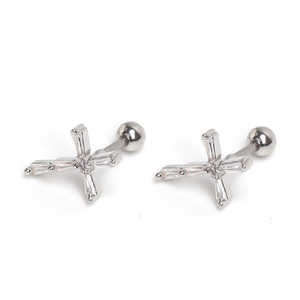 Boucles d'oreilles croix en argent avec oxydes de zirconium et fermoir à vis sécurisé