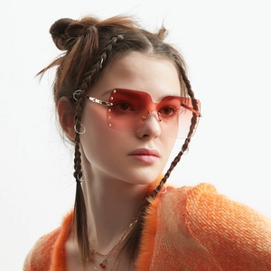 Fashion Oversized Rimless Square Sunglasses With Rivet Decor Metal Frame UV400 Gradient Lens Punk Eyewear For Men Women
