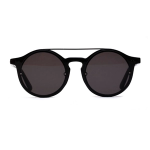 Classic double bridge retro round sunglasses with black frames and metallic accents