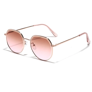 Lunettes de soleil élégantes en métal or rose avec verres dégradés roses pour femmes