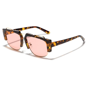 Lunettes de soleil carrées oversize avec monture écaille et verres dégradés roses