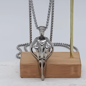 Collana con ciondolo teschio di uccello punk argento lucido e catena box classica unisex