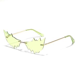 Lunettes de soleil œil de chat sans monture avec verres jaunes et branches dorées