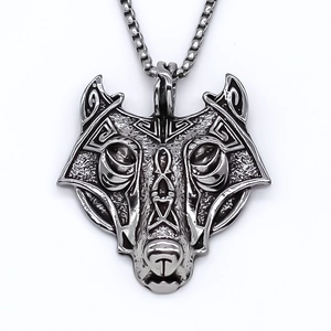 Punk style wolf head pendant necklace with antique silver finish and viking box chain