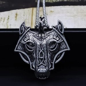 Nordic Viking Wolf Head Pendant Necklace For Men Retro Punk Alloy Distressed Totem Jewelry Street Hip Hop Box Chain Jewelry