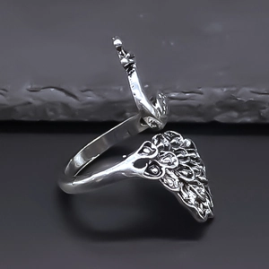 Vintage silver alloy peacock feather open ring with an adjustable retro engraved design