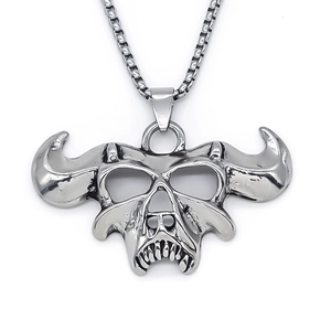 Pendentif crâne de taureau punk en argent vintage avec chaîne maille vénitienne