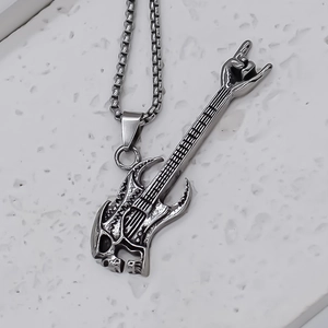 Punk-Stil Edelstahl Totenkopf Gitarre Anhänger Halskette mit Box-Kette für Herren