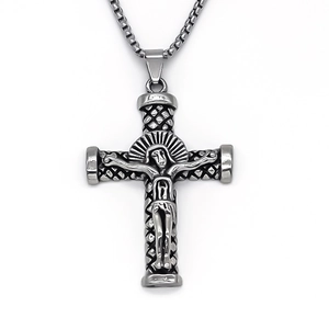 Collier crucifix vintage en acier inoxydable avec pendentif Jésus et chaîne maille box
