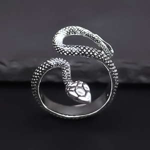 Vintage Silver Snake Ring For Men Alloy Electroplated Gothic Punk Wrap Adjustable Animal Ring Fashion Jewelry Gift