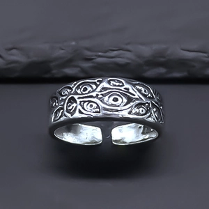 Gothic retro adjustable open ring with all-seeing eye relief patterns in antique finish