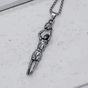 Vintage basketball player pendant necklace with box chain for men's streetwear style