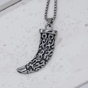 Men's retro curved hollow relief horn pendant necklace in polished stainless steel