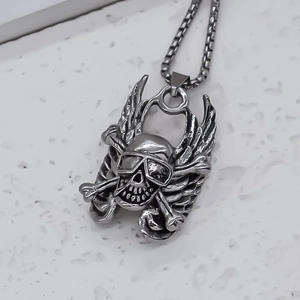 Cyberpunk skull pendant necklace with silver wings and vintage square pearl chain for men