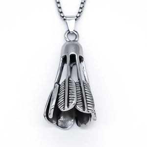 Collier avec pendentif volant de badminton poli en métal argenté et chaîne à mailles carrées