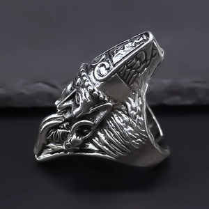 Retro punk wolf head embossed adjustable ring in vintage silver alloy for men