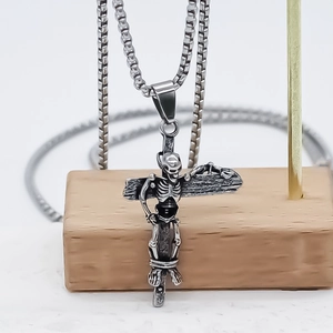 Gothic vintage stainless steel necklace featuring skull cross pendant with square link chain