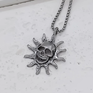 Vintage gothic skull sun pendant necklace with retro steel box chain for men's punk style