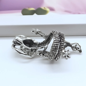 Vintage silver gecko lizard open ring with detailed scales for men's street style