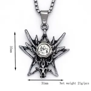 Collier pendentif étoile dragon hip hop avec zircone et finition acier noir