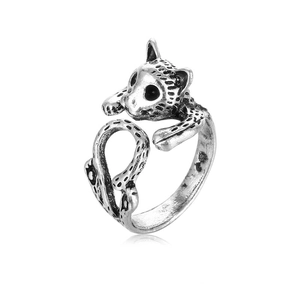 Detailed view of vintage leopard cat open ring in antique silver with black spots