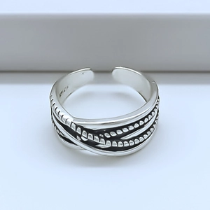 Detail of S925 sterling silver woven multi-layer adjustable ring with inner hallmark