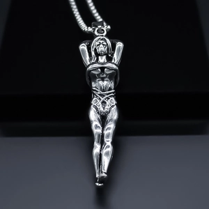 Collier Pendentif en Alliage d'Argent Rétro Figure Féminine Body Art pour Hommes Femmes Bijoux de Portrait Artistique en Relief