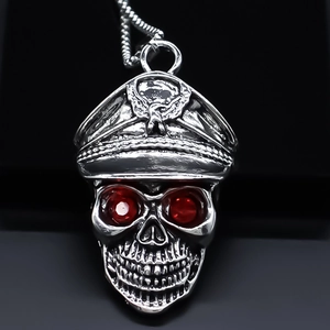Punk Gothic Military Hat Skull Pendant Necklace Alloy Rhinestone Eyes Vintage Rock Jewelry Men Women Retro Charm Neckwear