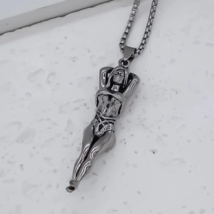 Pendentif corps féminin artistique en argent avec détails de corde et chaîne vintage