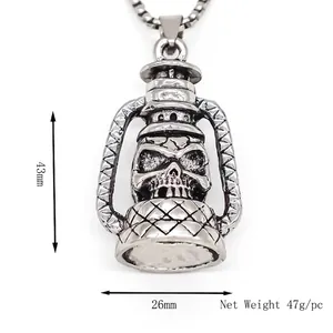 Pendentif lanterne crâne vintage en argent vieilli pour hommes, hauteur 43mm, poids 47g