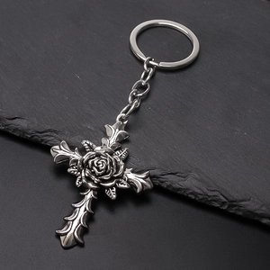 Vintage Gothic Rose Cross Alloy Keychain Retro Silver Flower Pendant Key Ring For Car Bag Unisex Jewelry Accessory