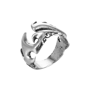 Gothic style chunky flame hollow open ring in vintage silver finish for men and women