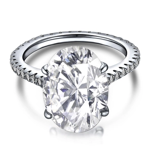 Classic S925 silver ring featuring a large oval-cut zircon and pavé diamond band