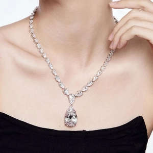 Collier de luxe en argent 925 avec pendentif en zircon en forme de poire pour mariages