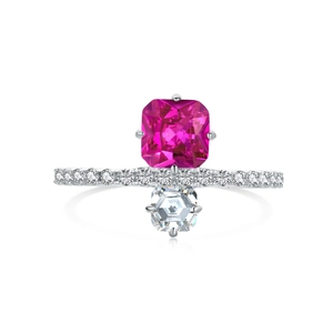 Bague exquise en argent S925 avec zircon rouge rose carré et diamant hexagonal clair