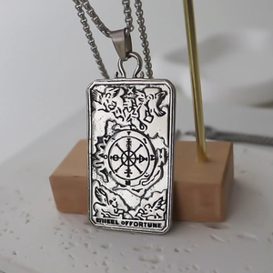 Collier pendentif carte de tarot Roue de la Fortune en acier inoxydable argenté pour femmes