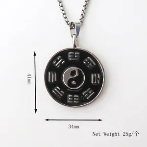 Collier avec pendentif géométrique Yin Yang Bagua en acier inoxydable argent et noir