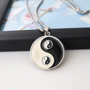 Retro Tai Chi Yin Yang pendant necklace with geometric round design for men